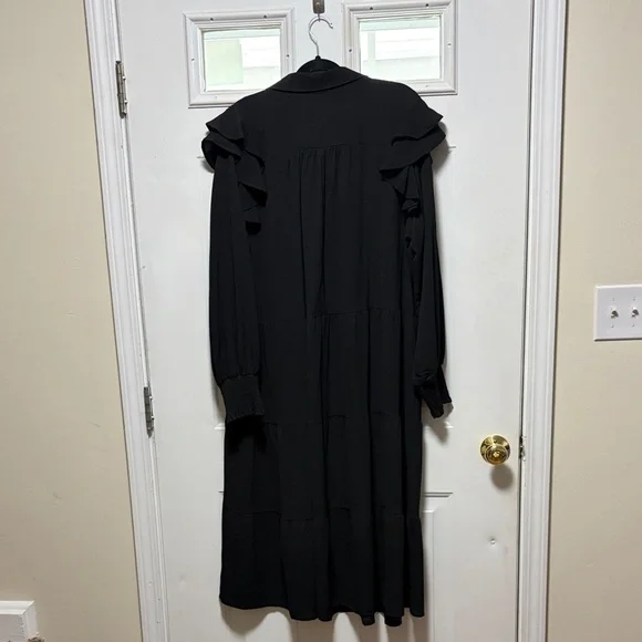 Umgee Black Long-Sleeve Tiered Maxi Dress with Ruffle Shoulders - Picture 8 of 9